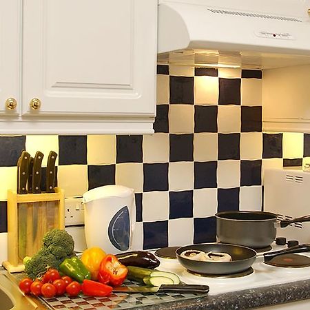 אדינבורו Fountain Court Apartments - Morrison מראה חיצוני תמונה