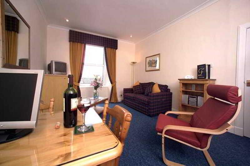 אדינבורו Fountain Court Apartments - Morrison מראה חיצוני תמונה